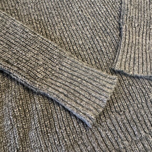 American Eagle Women’s Cold Shoulder Brown Knit Sweater Zipper Detailing Sz SM - Picture 7 of 8